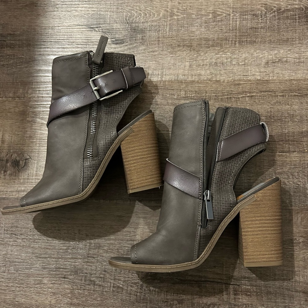 DV by Dolce Vita Charcoal Heeled Boots